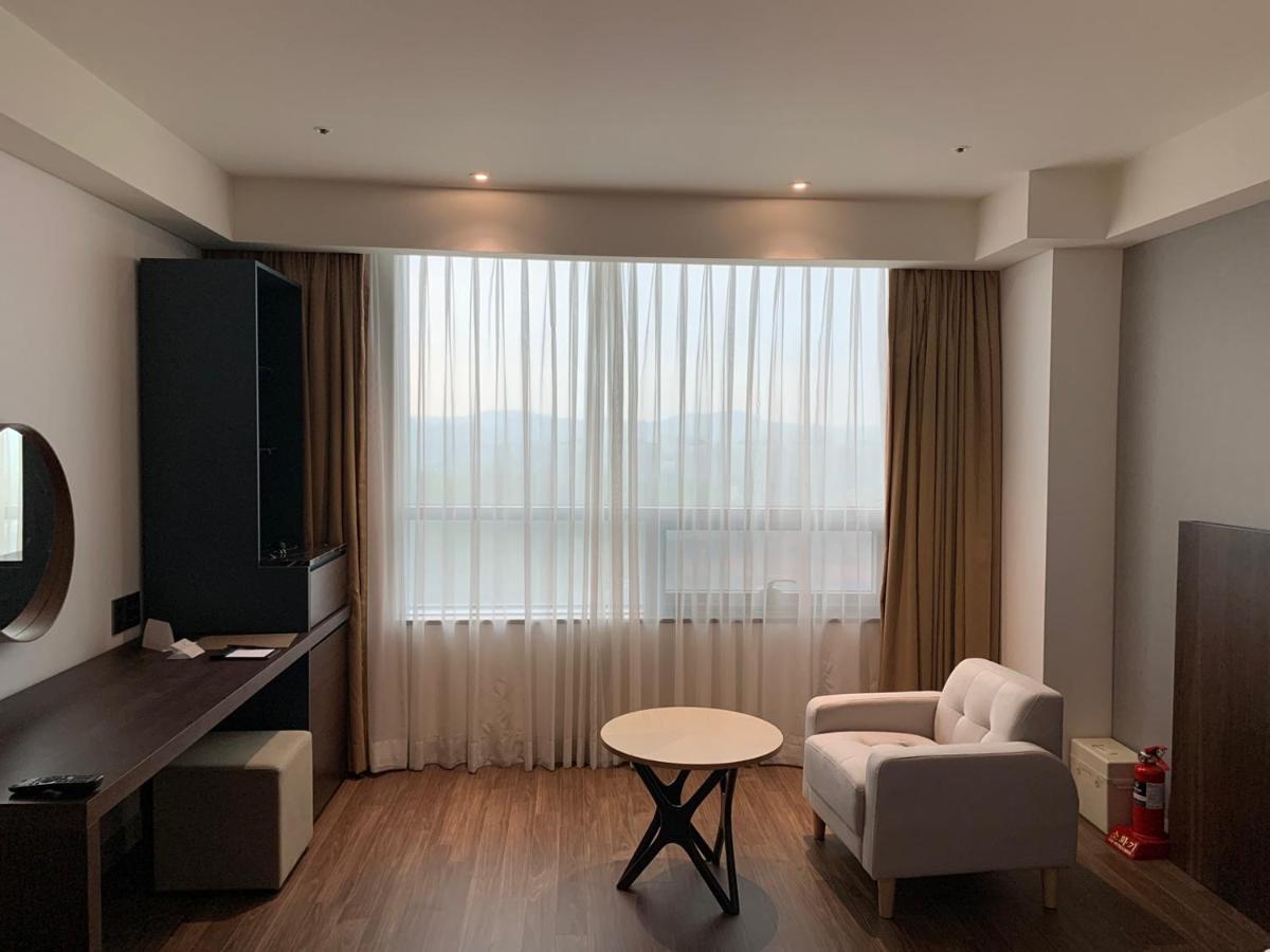 Interburgo Hotel Wonju Exteriör bild