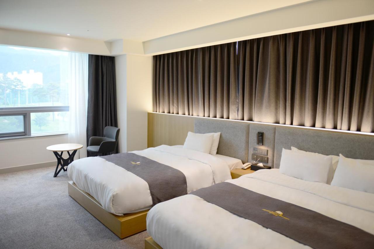 Interburgo Hotel Wonju Exteriör bild