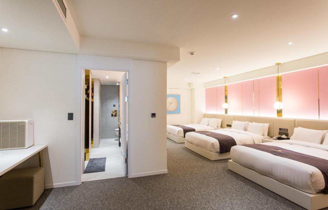 Interburgo Hotel Wonju Exteriör bild